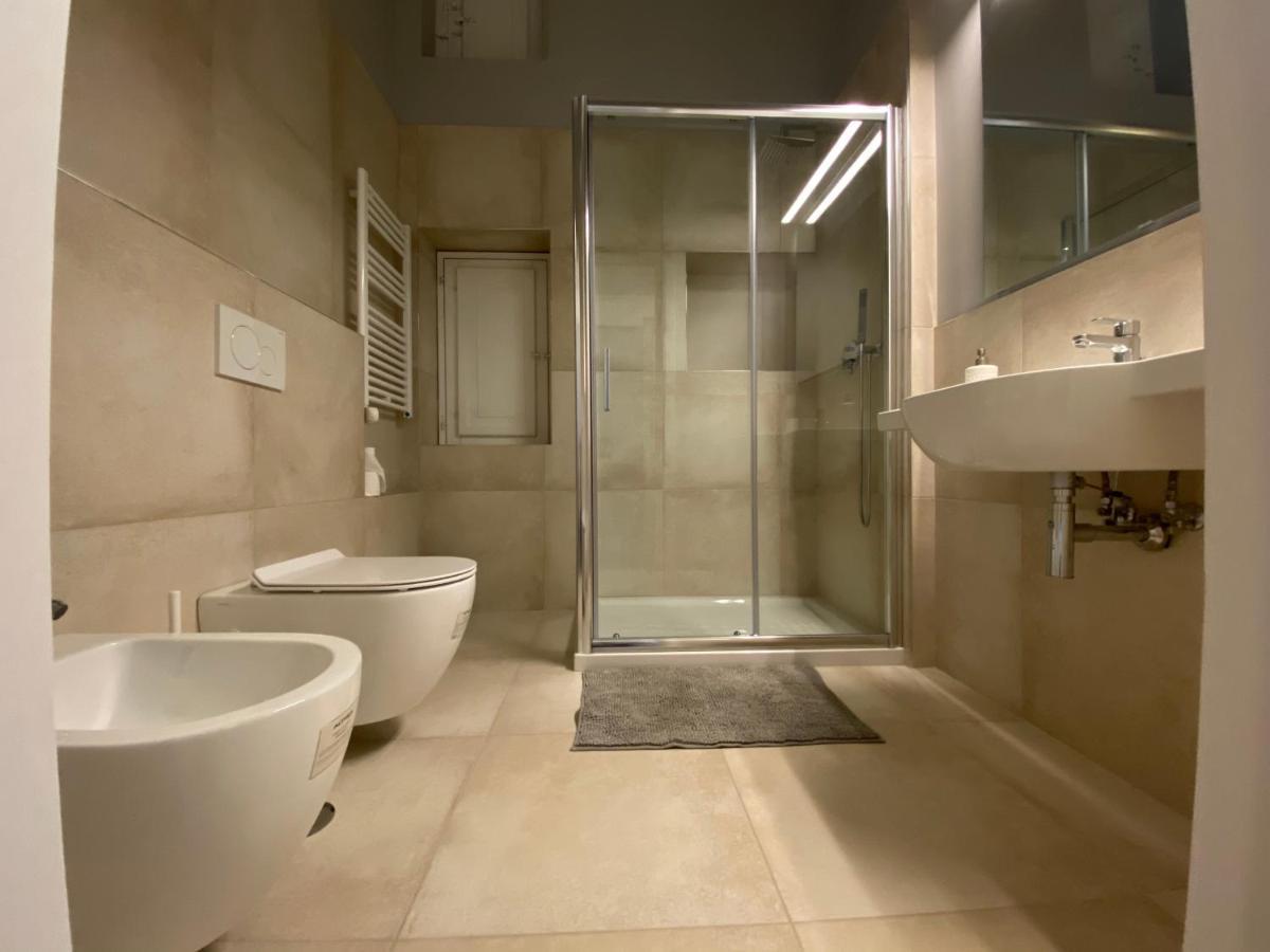 Suite 261 - Intero Appartamento Nel Centro Di Bari Exterior foto